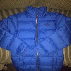 Boys North face puffer coat (medium 10/12)